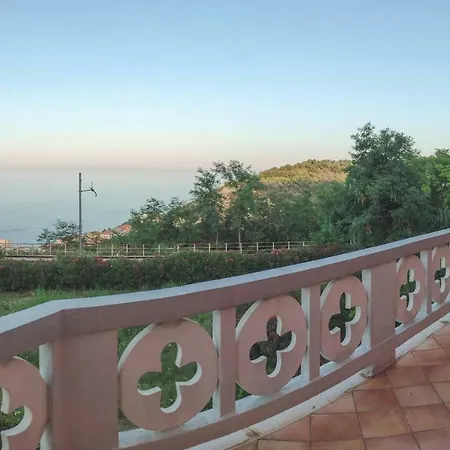 *1800 Simone Beach View